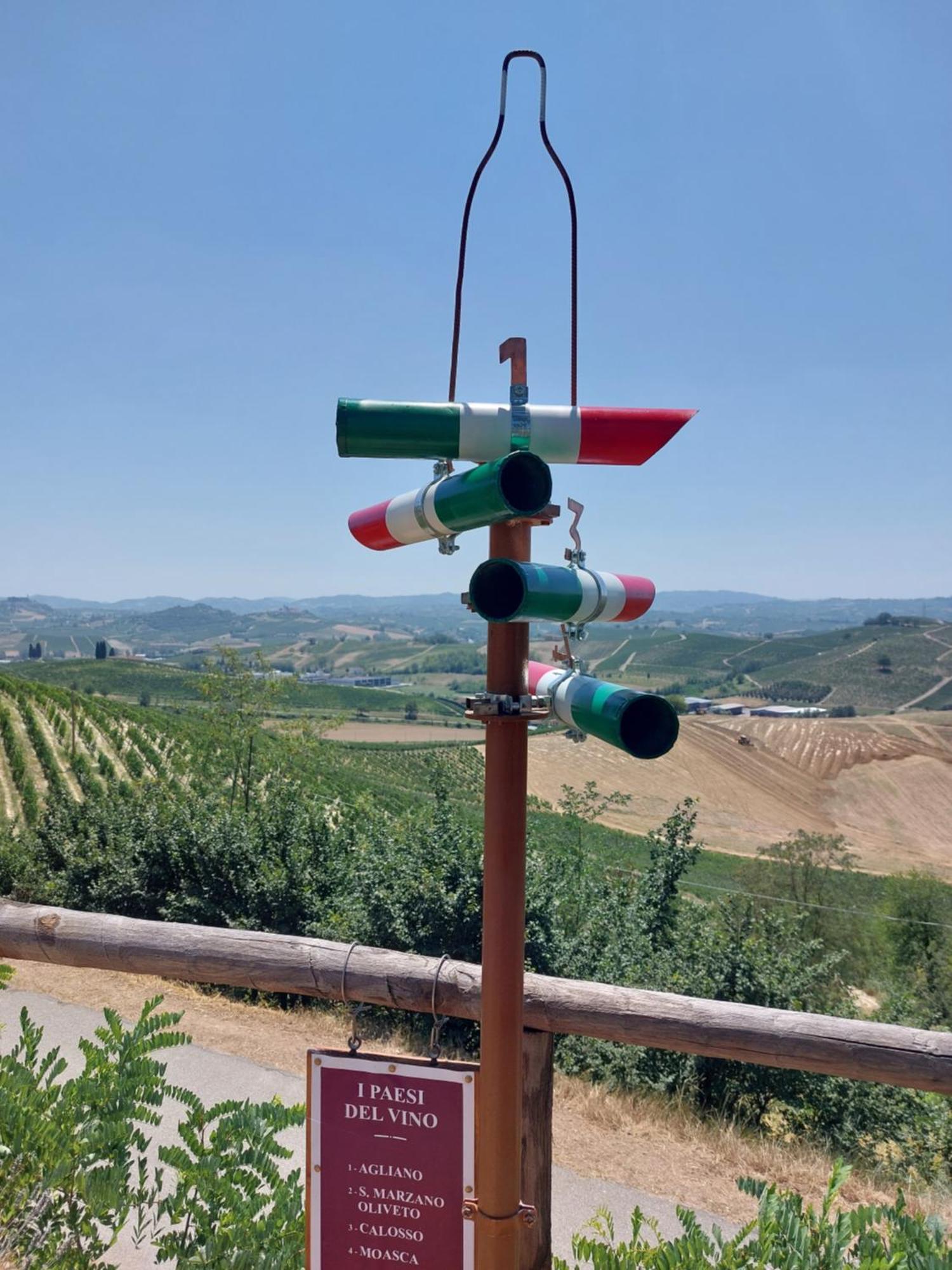 Holydays Home Little Frog Agliano Terme Eksteriør bilde